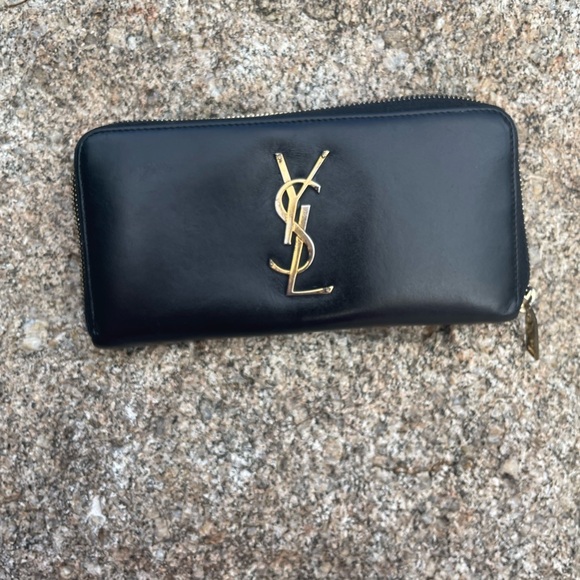 YSL zip around Wallet - Picture 9 of 12